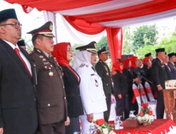 Wakapolresta Jambi Hadiri Upacara Penurunan Bendera Merah Putih HUT Kemerdekaan RI Ke-79 Tahun 2024 Tingkat Kota Jambi.